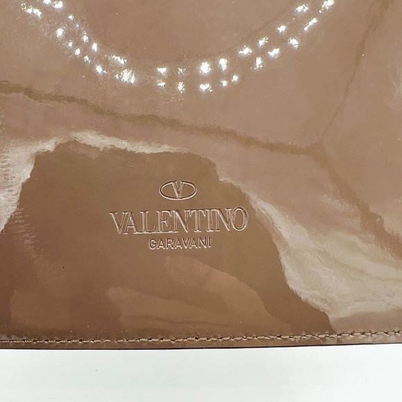 Valentino Garavani Rockstud Tablet Holder - Picture 6 of 7